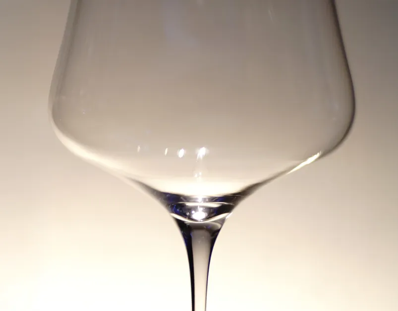 V字ボウルが生むデキャンター効果